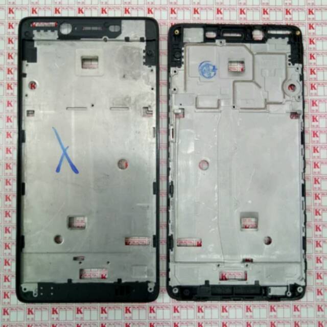 FRAME DUDUKAN TENAH LCD LENOVO A6010 ORIGINAL