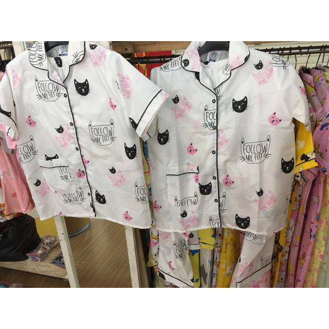 Piyama Set Motif Follow My Feet La Pilla / Baju Tidur Lapila Unyu