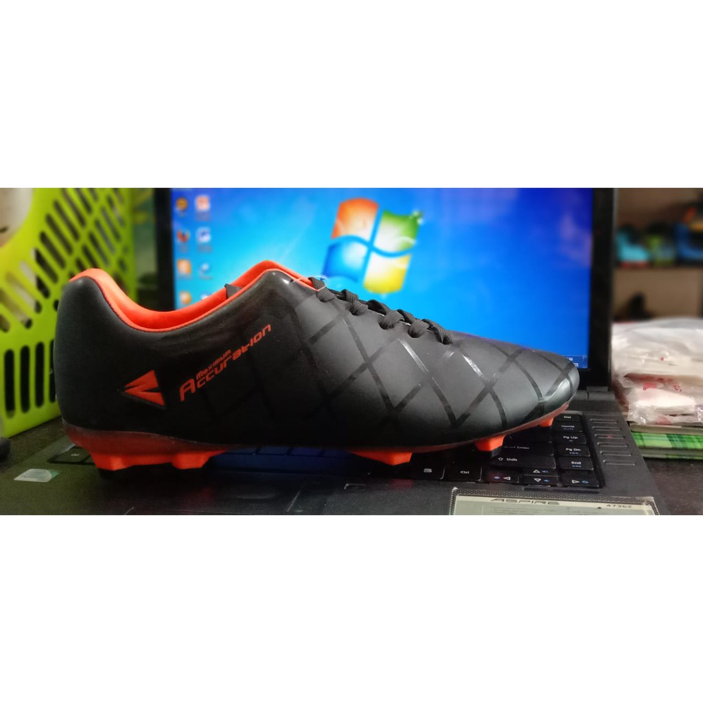 SEPATU BOLA 2 BEAT "BARETTO FG"