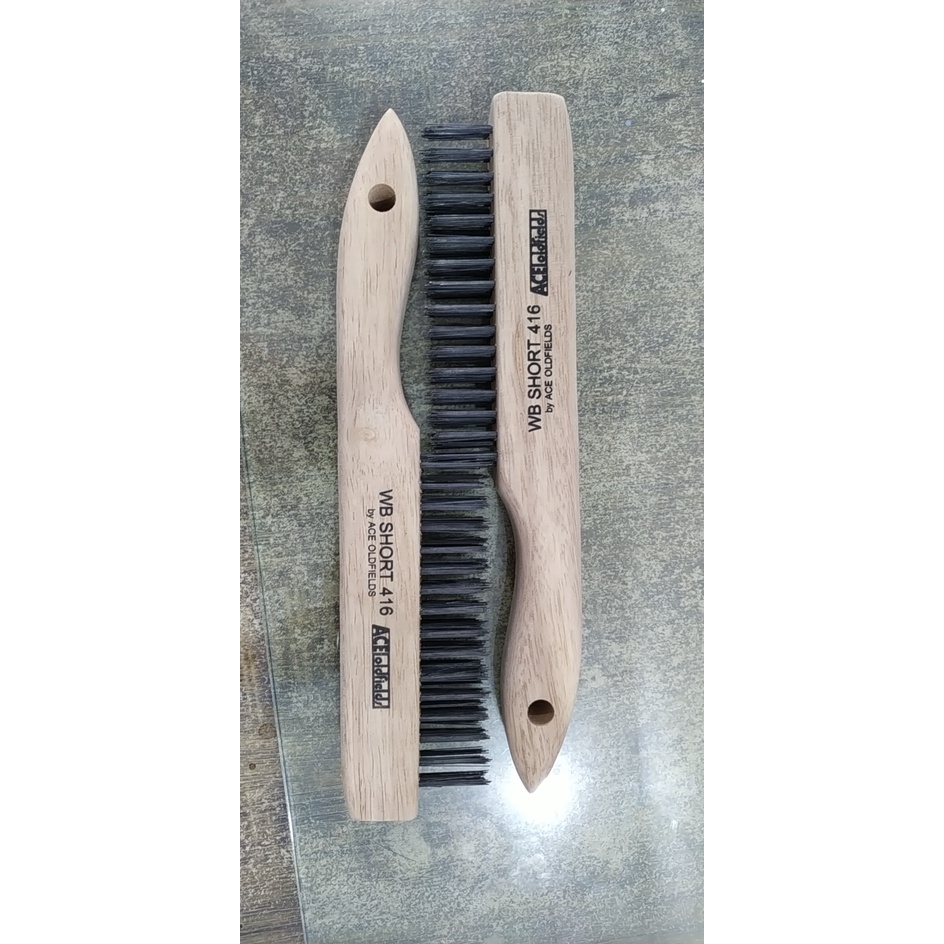 

SIKAT KAWAT BAJA / BRUSH KAWAT PENDEK