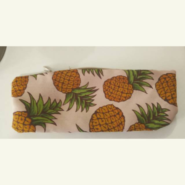 

Tempat pensil pineapple for aesthetic