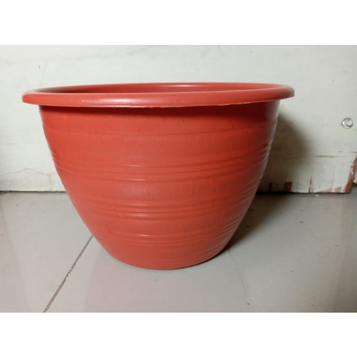 POT TANAMAN KEBUN BUNGAN KEMBANG/MEDIA TANAM KEBUN/EMBER POT PLASTIK PVC MURAH TEBAL 22CM/ EMBER POT TANAMAN BUNGA/ALAS TEMPAT BERTANAM/POT TANAMAN HIAS