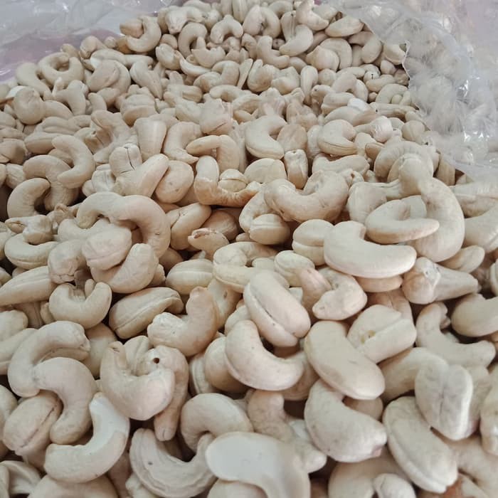 

Kacang Mete 100 gram (ECR) - kacang mente