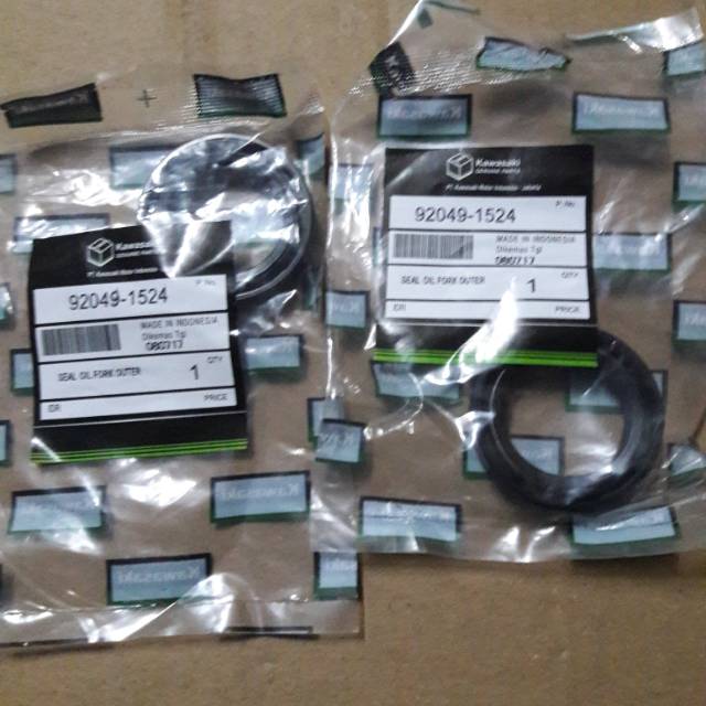 SEAL SHOCK DEPAN KAWASAKI.KLX 150 S BRM