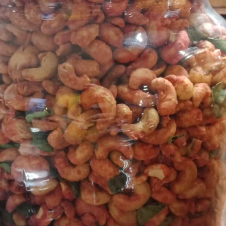 

Kacang Mede Mete Thailand Daun Jeruk Tom Nyam 250gr