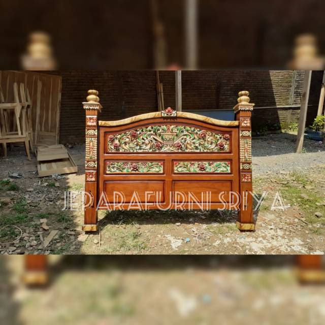 Tempat Tidur Rahwana Dipan Rahwana kayu Jati Tua