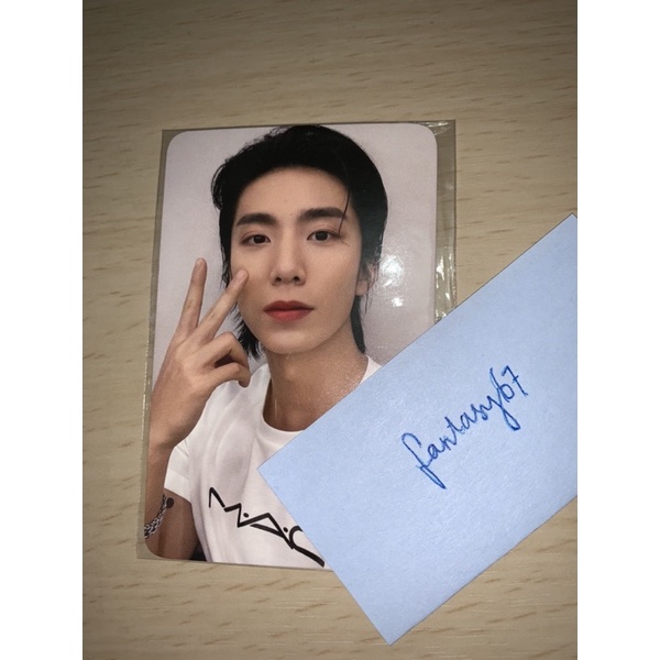 SF9 Hwiyoung mac photocard