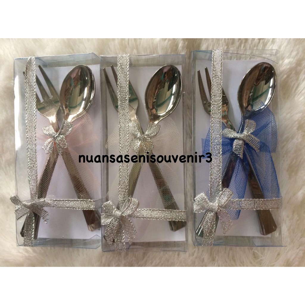 Souvenir Pernikahan Sendok Garpu Stainless Sendok Garpu Puding Kemas Mika