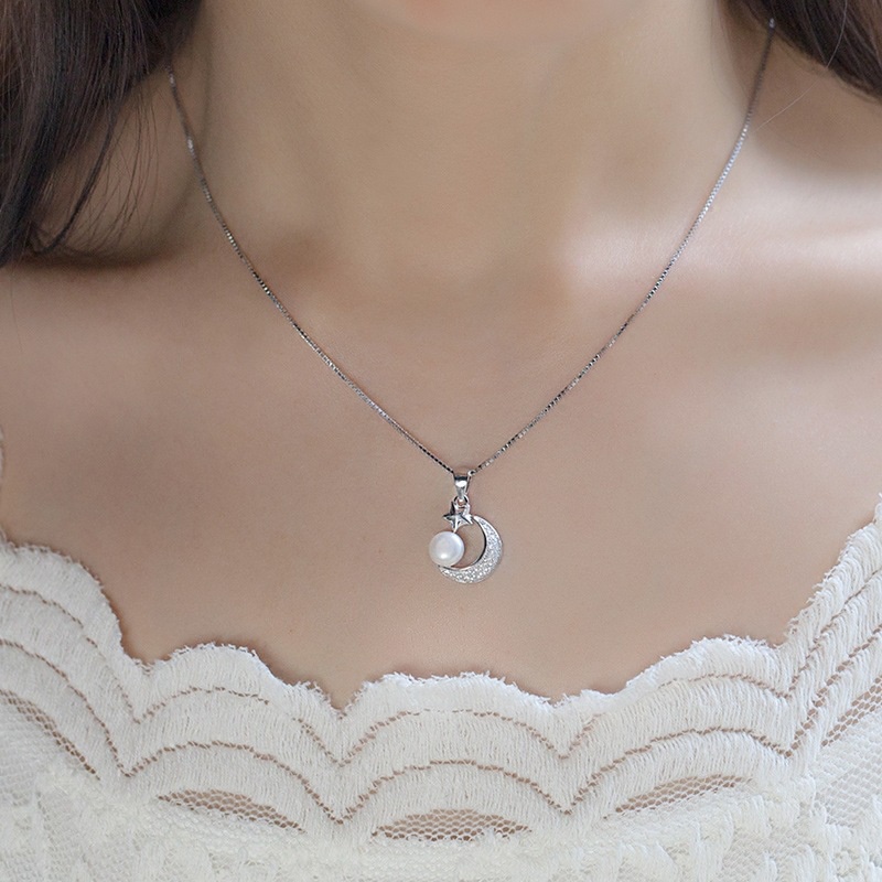 [Ready Stock]Fashion Silver Plated Simple Graceful Pearl Star and Moon Pendant Necklace