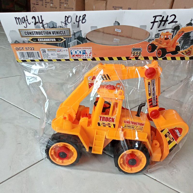 OCT 5722 - Mainan Mobil Truk Excavator OCT5722
