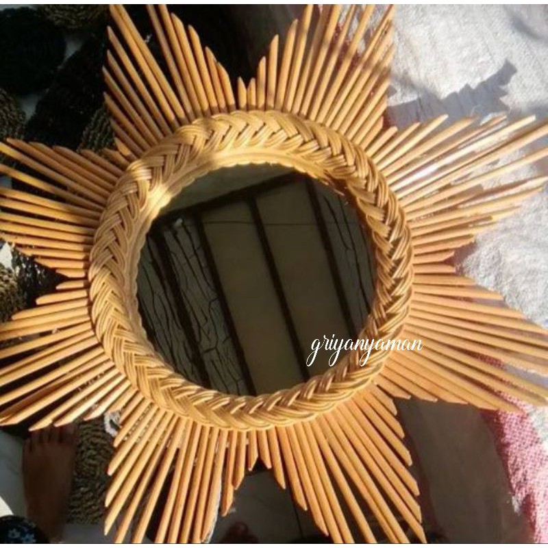 Kaca Dinding Rotan 60cm / Cermin Hias / Mirror / Hiasan Dinding / Kaca Hias Rotan /Dekorasi Dinding