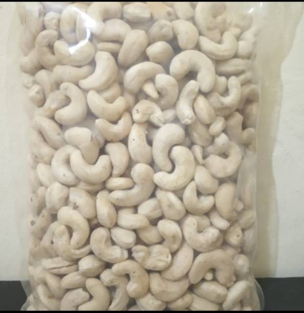 

Kacang mede mentah 250 gr