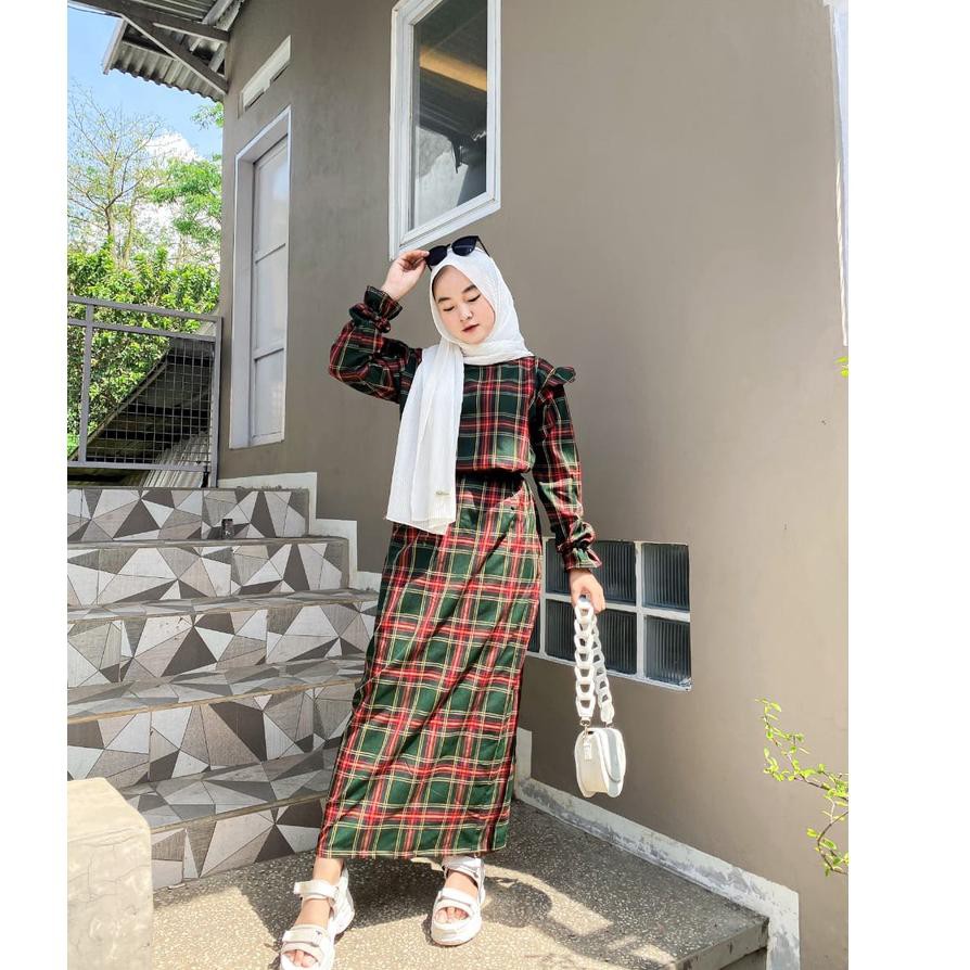 ★ YUNA BLOUSE TARTAN "" 10 VARIAN WARNA "" FASHION ATASAN WANITA ™