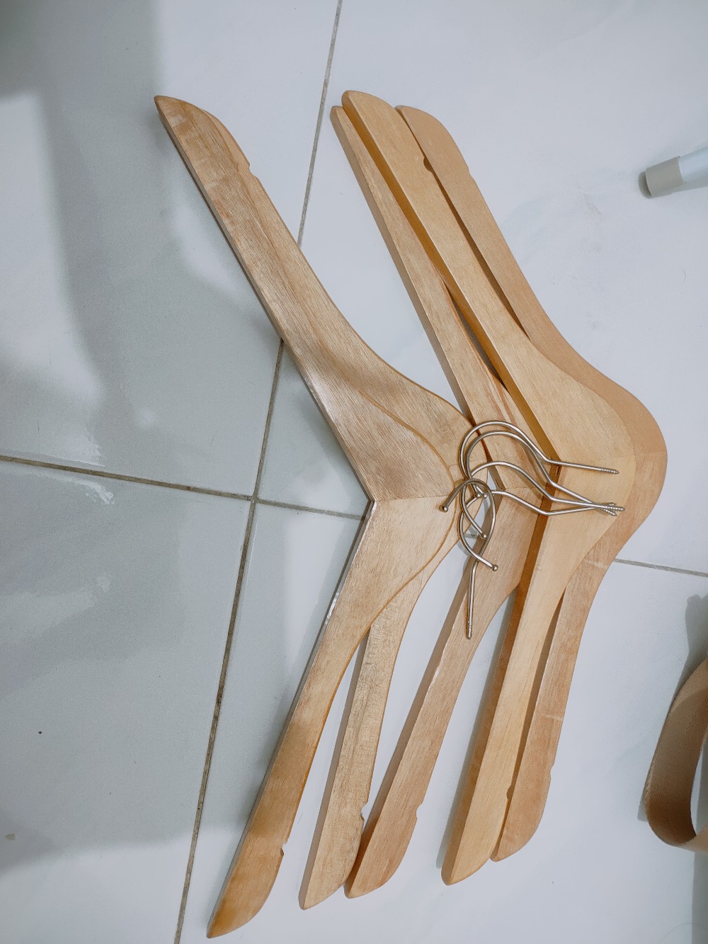 Hanger Kayu Dewasa - Gantungan Baju Kayu