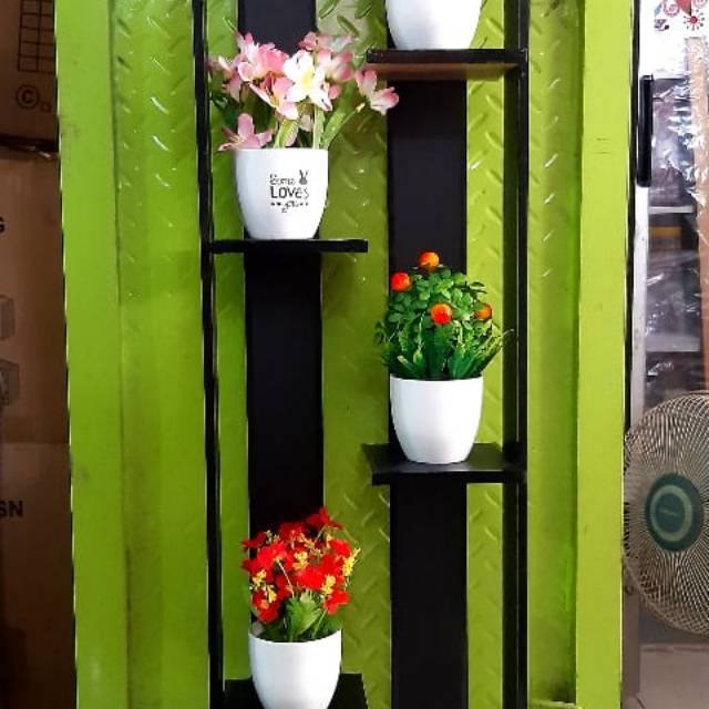 

Rp.25.000. bunga plastik yg lagi viral