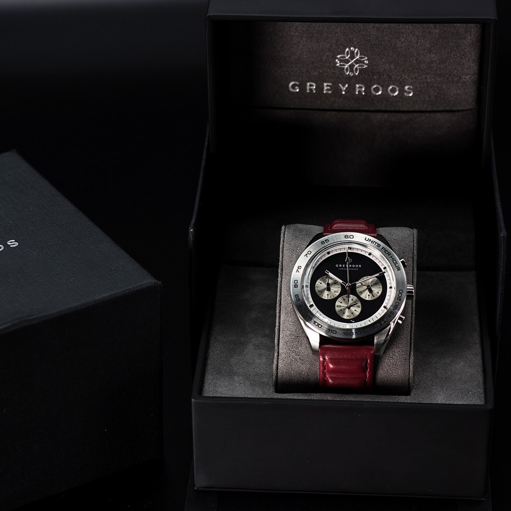 Greyroos - Chronosphere Red