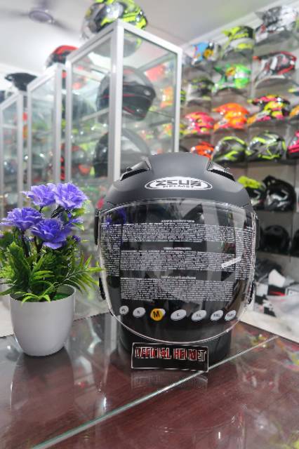 HELM ZEUS 611 Black Doff-6