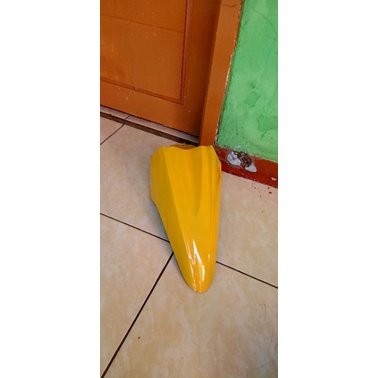 Spakbor depan Mio sporty lama kuning