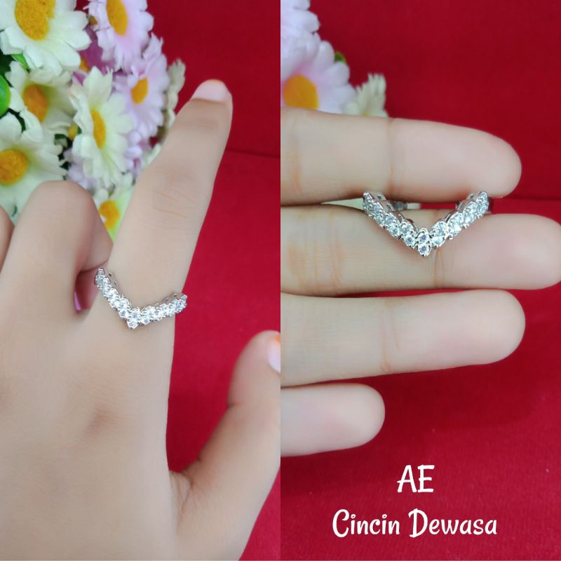 Cincin V Viral Nagita Fuji T42