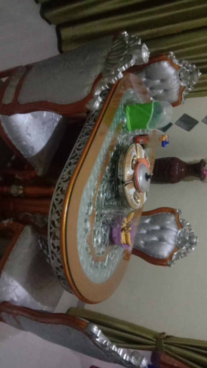 Mejamakangendongmejamakanukirprancismebeljepara