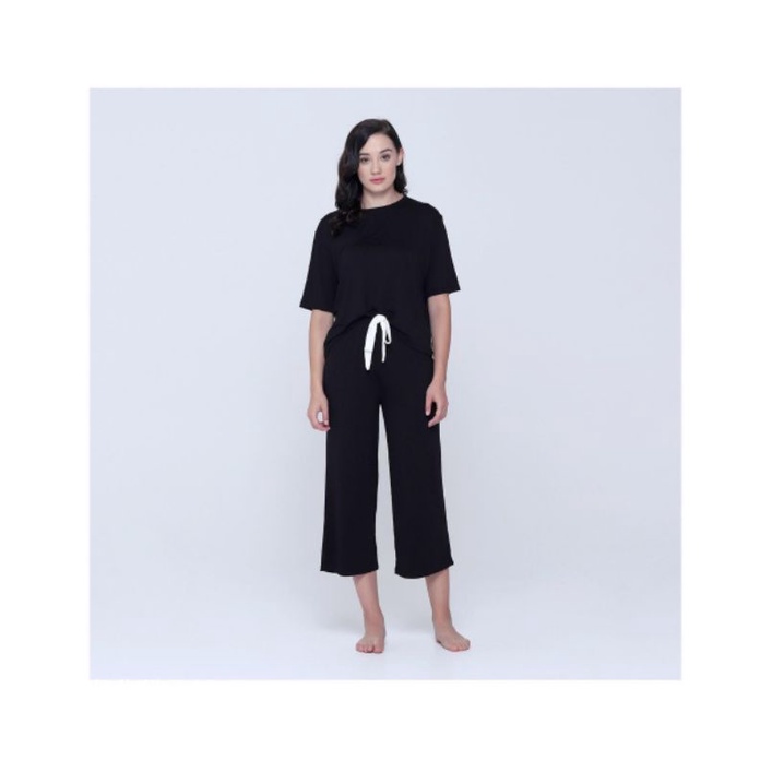 PRELOVED HELLOLILO BLACK COMFY SET