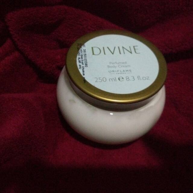 Divine body cream oriflame