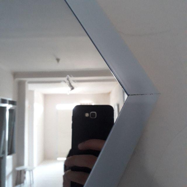 Kaca Hexagon Mirror Diameter 30 Centi Tinggal Tempel... Kwalitas Ok. Harga Murah Banget