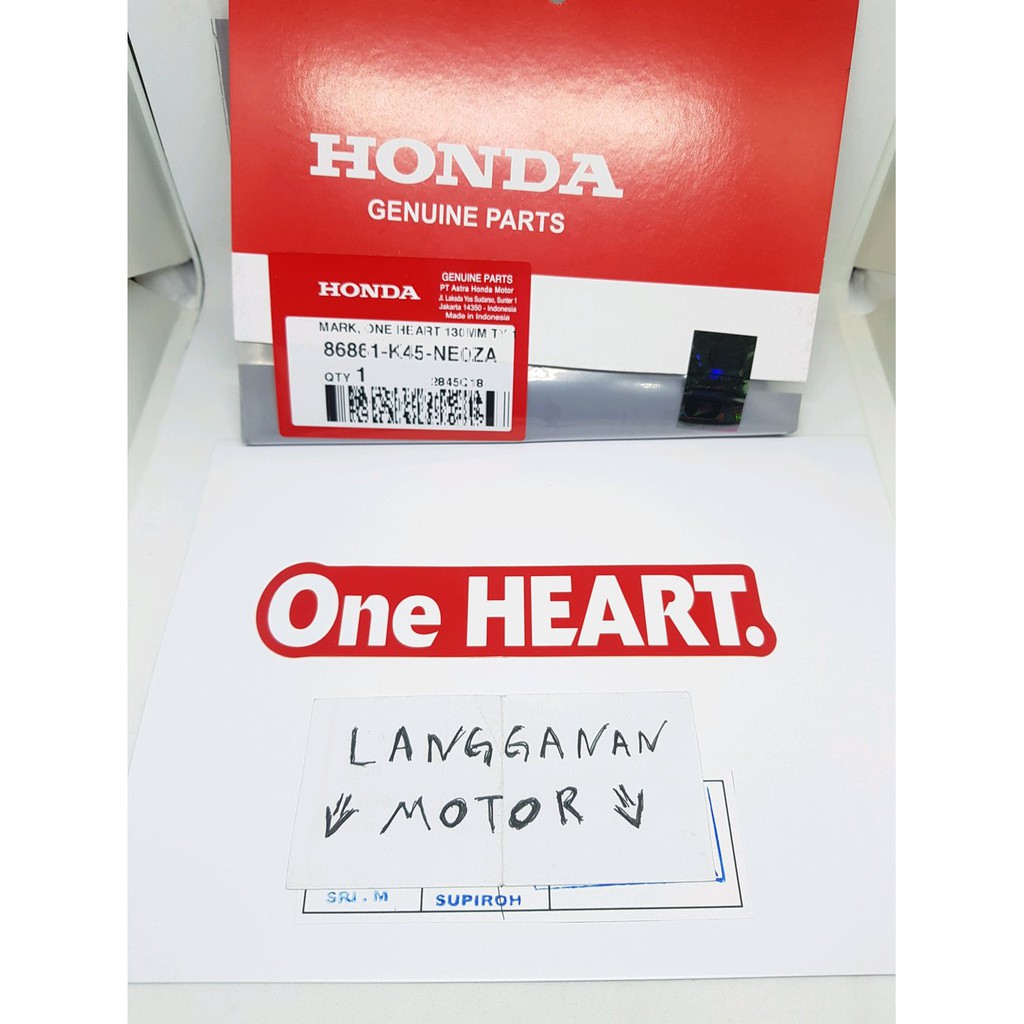 

mark sticker stiker logo tulisan ONE HEART ori AHm ukuran 13cm