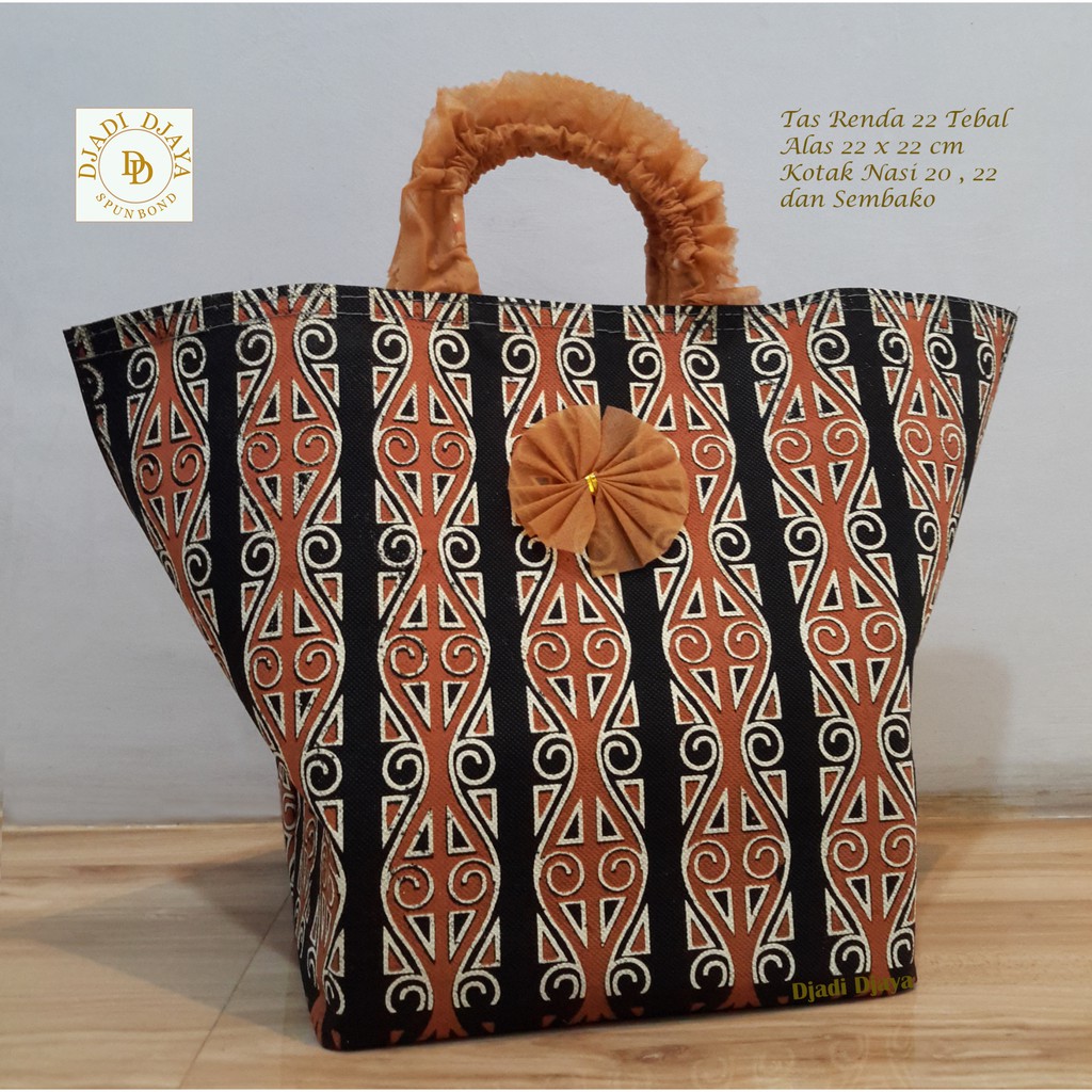 

Tas Hajatan Goodie Bag Renda 22 Batik Djaya