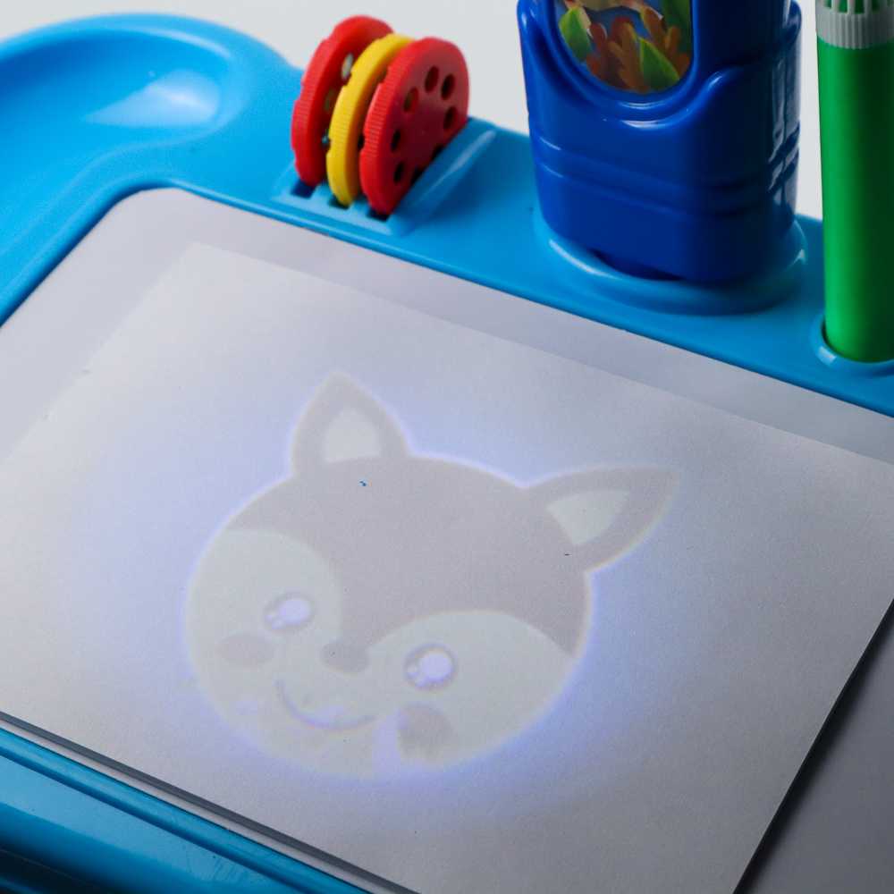 TD-REN BLUEBEE Meja Bermain Anak LED Projector Art Drawing Board - WBP23