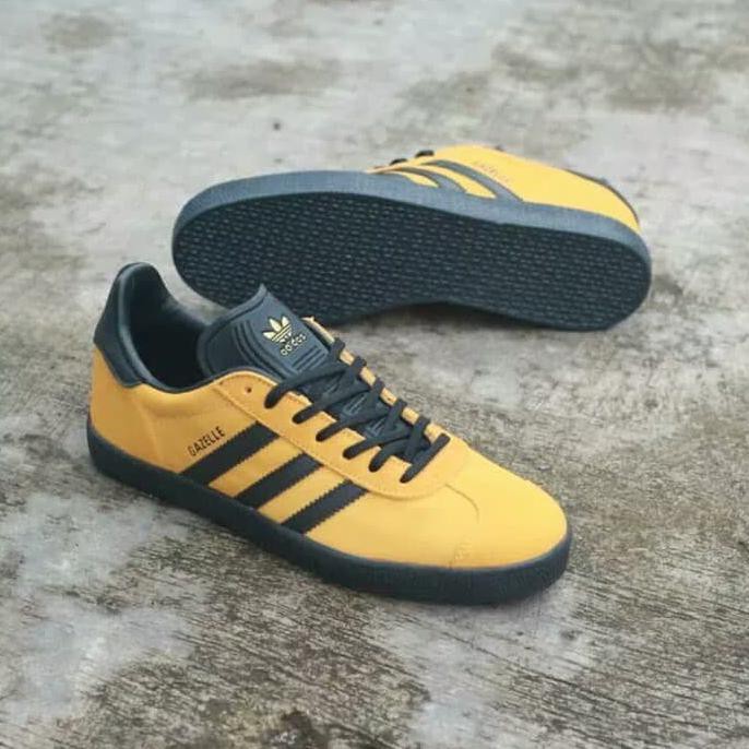 gazelle mustard yellow