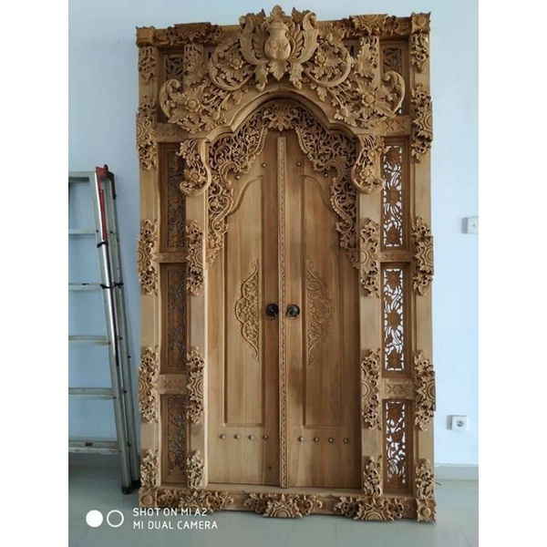 gebyok style bali