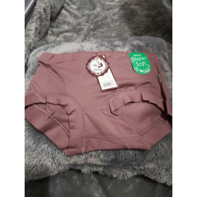 Celana Dalam Wanita Suilei