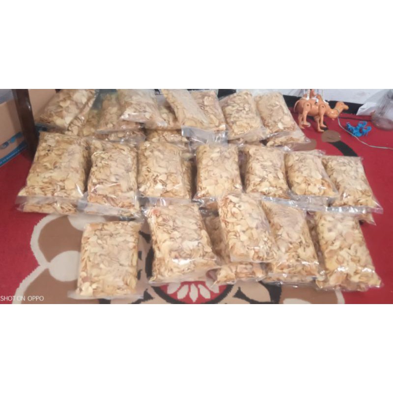 

keripik gayam