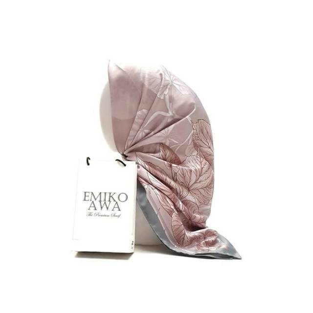 Jilbab Segiempat Motif DaunGrey Maxmara Berkualitas