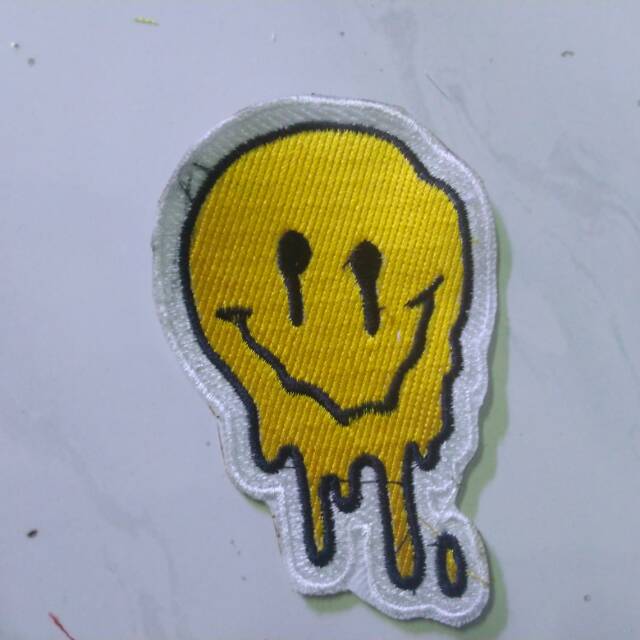 Emblem patch bordir smell meleleh