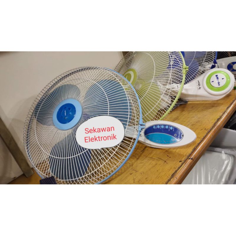 KIPAS ANGIN DINDING 16 INCH WALLFAN MIYAKO 1689 REMOTE