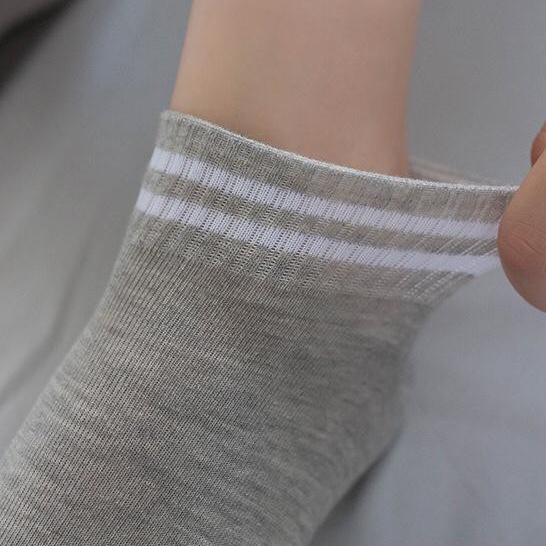 ⭐Bobastore⭐ R140 Kaos Kaki Korea Style Casual Sport Motif Garis Bahan Katun Medium Sock-2GARIS ABU-ABU