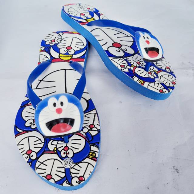 SANDAL DORAEMON KARTUN