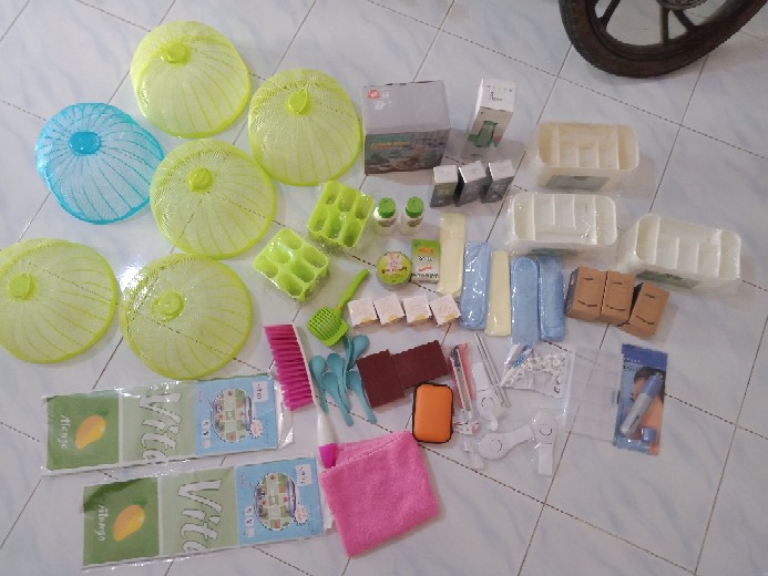 E281 Alat Dapur Capitan Sisir Kitchen Slice Helper 2in1 Potong Buah Penjepit Makanan Gorengan