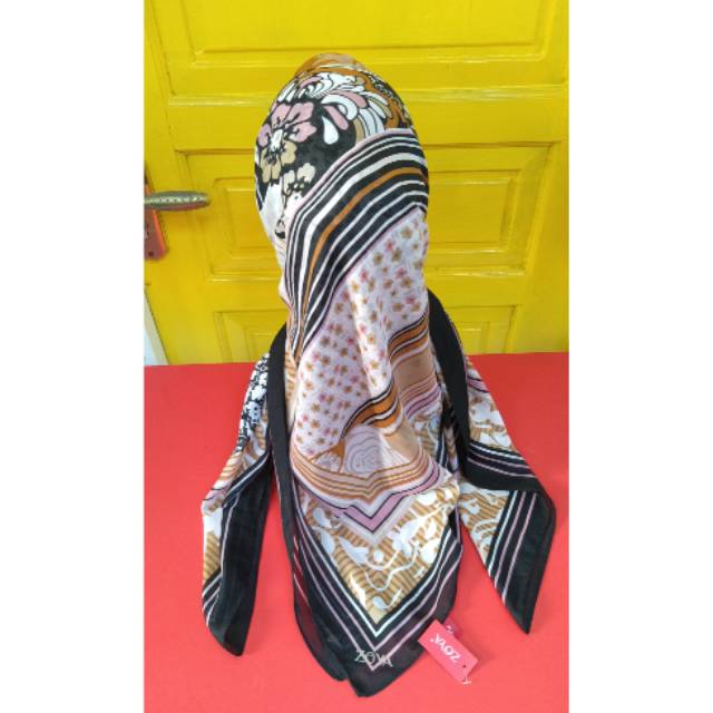 Hijab Zoya Phrisa Scarf