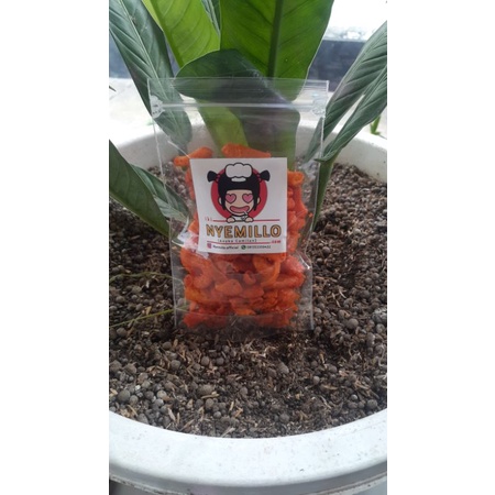 

[NYEMILLO] Makaroni Pipa Pedas 40g