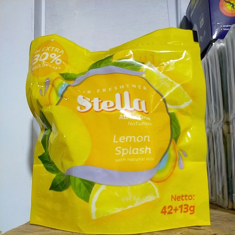 Stella gantung all in one lemon fresh 55 gr pengharum ruangan