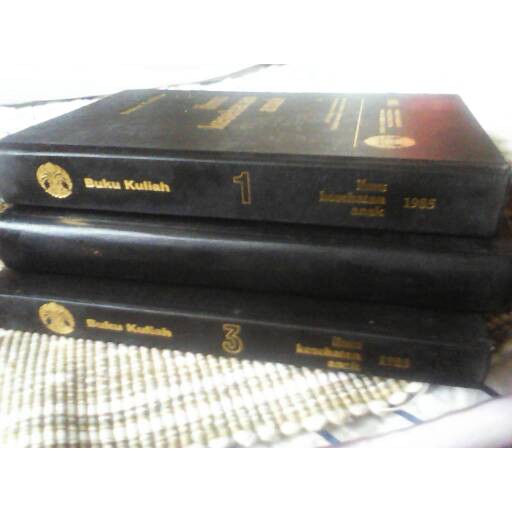 Buku Kuliah Ilmu Kesehatan Anak FKUI Jakarta 123/ORI