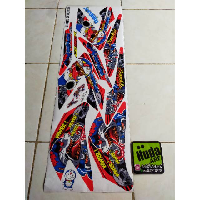 Striping sticker variasi Honda CB150R old lama "DORAEMON ZOMBIE" merah-kuning-putih-hijau-hitam-biru