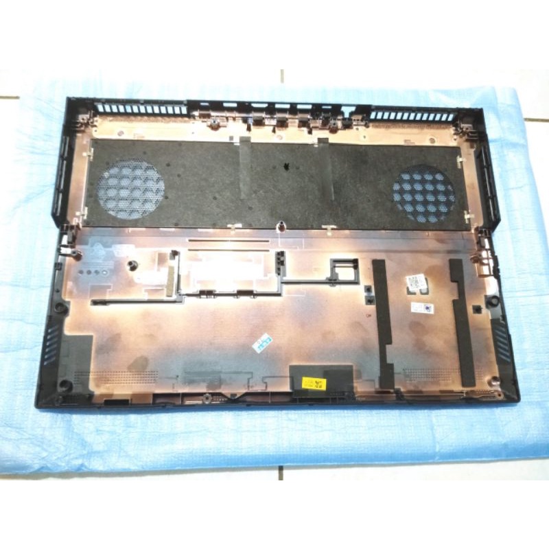 casing bawah bottom case laptop lenovo legion y7000 r7000