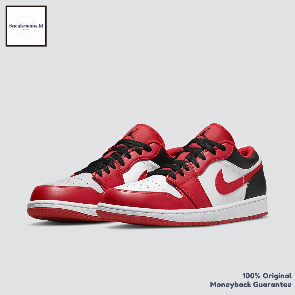 Sepatu Sneakers / Nike Air Jordan 1 Low Chicago Bulls / Original 100%