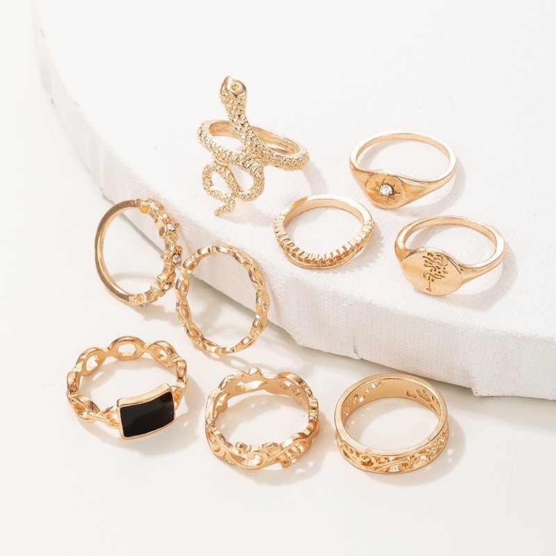 9 Pcs / Set Cincin Bentuk Geometris Warna Emas Hitam Bahan Logam Untuk Wanita