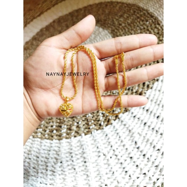 KALUNG KOIN DAN LIONTIN