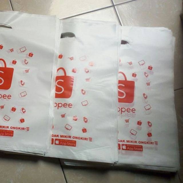 

Shopee Plastik Kemasan Bungkus Paket Ukuran 25 x 35 Warna Putih Bahan Tebal